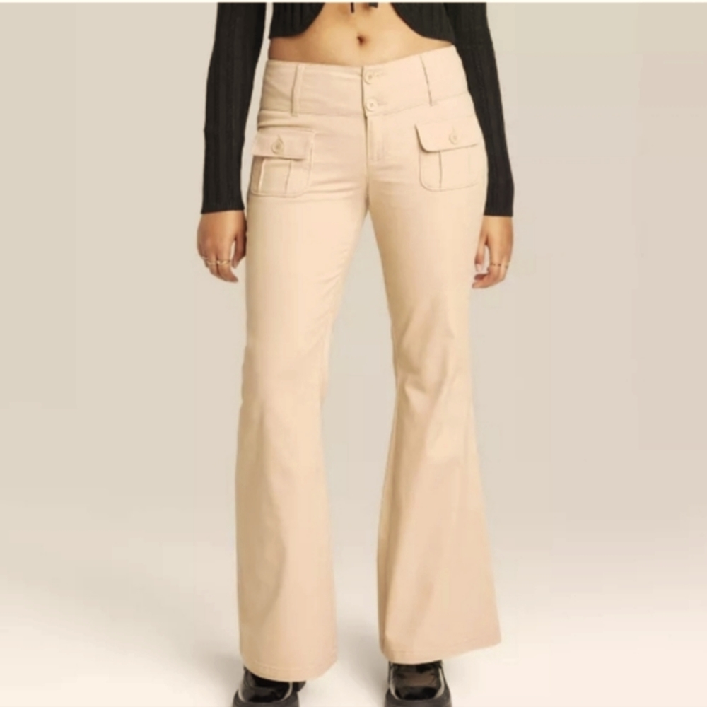 NWT Wild Fable Pants Wide Leg Beige Flare Leg Pants Size 12